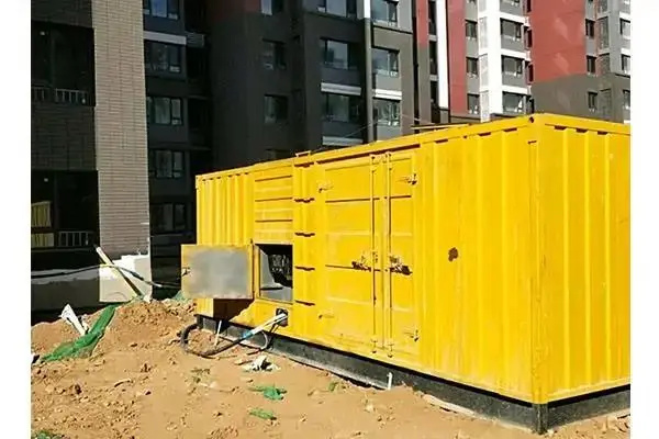 胶州发电机租赁中燃油压力过低会对发动机的哪些部件造成损坏？