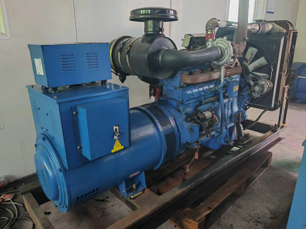 胶州100kW柴油发电机组使用多级机油有哪些优缺点？